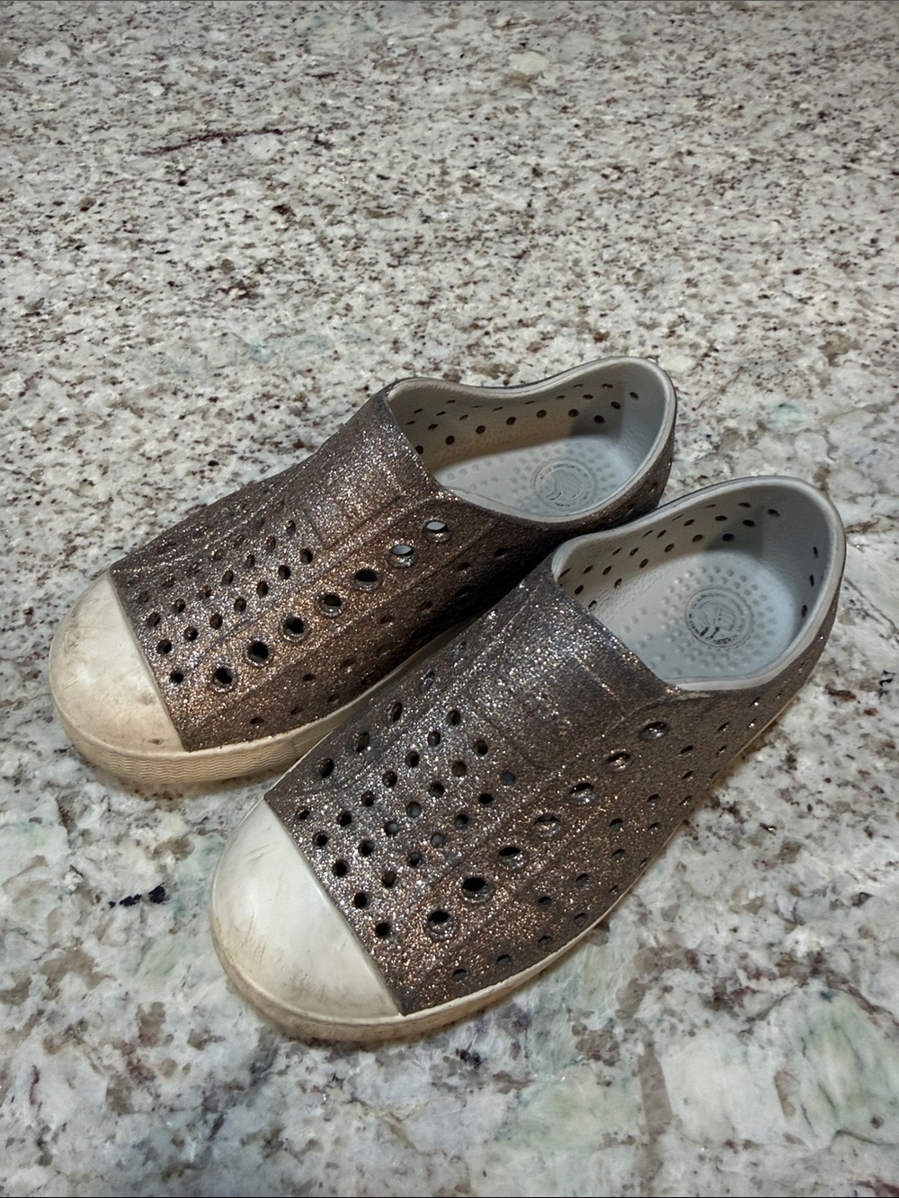Native Kids Glitter Slip-On Shoes in Bronze